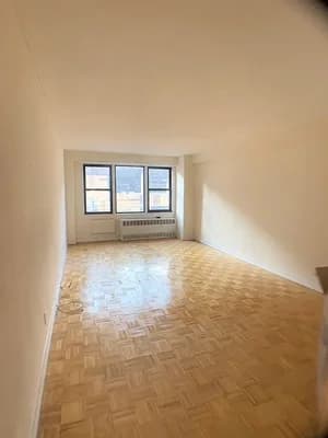 179 Bennett Avenue #7H, Manhattan, NY 10040