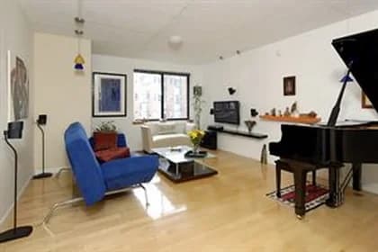 300 Rector Place #3-A, Manhattan, NY 10280