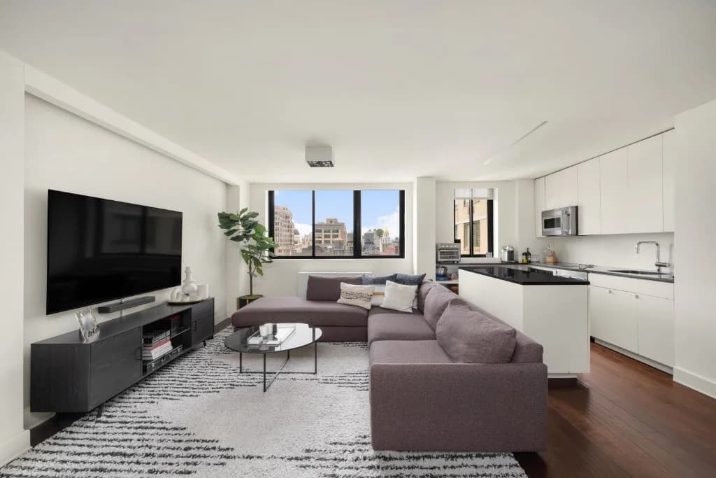 280 Park Avenue South #18C, Manhattan, NY 10010 apartment_living_room 1