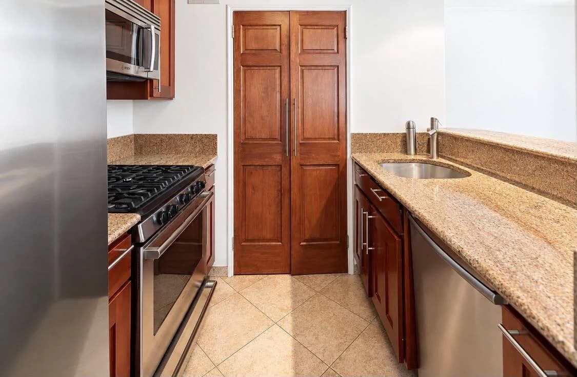 106 Central Park South #9H, Manhattan, NY 10019 apartment_kitchen 1