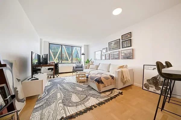 235 West 56 Street #36B, Manhattan, NY 10019