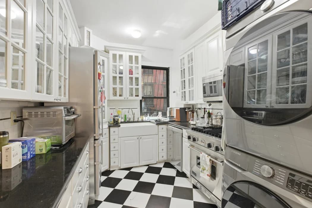 31 Tiemann Place #7, Manhattan, NY 10027 apartment_kitchen 1