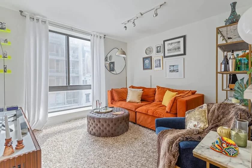 445 W 19 St #5E, Manhattan, NY 10011 apartment_living_room 1