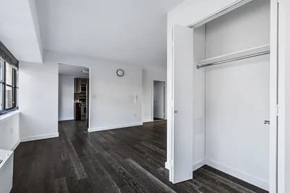 160 West 24 Street #07B, Manhattan, NY 10011