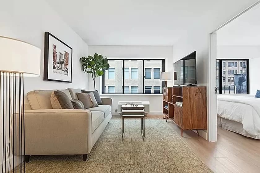 239 7 Avenue #14L, Manhattan, NY 10011 apartment_living_room 1