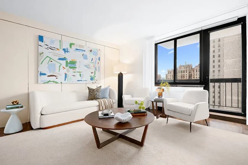 250 East 40 Street #9D, Manhattan, NY 10016 apartment_living_room 1