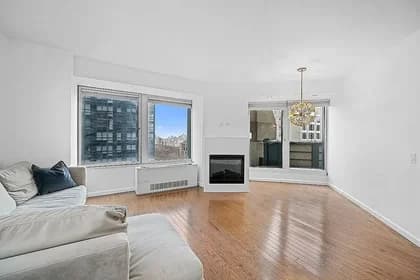 150 West 56 Street #2803, Manhattan, NY 10019