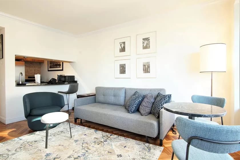 150 West 56 Street #3106, Manhattan, NY 10019 apartment_living_room 1