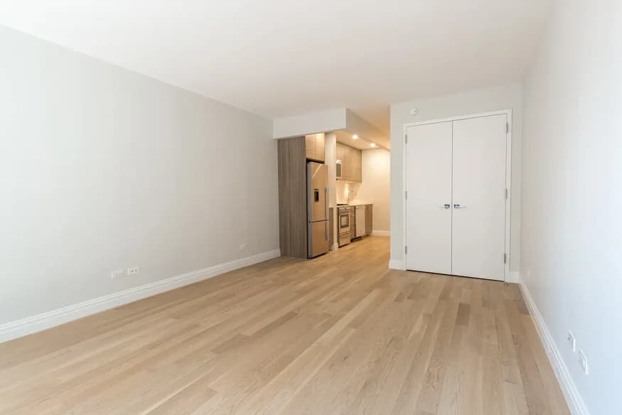 235 West 48 Street #009E, Manhattan, NY 10019