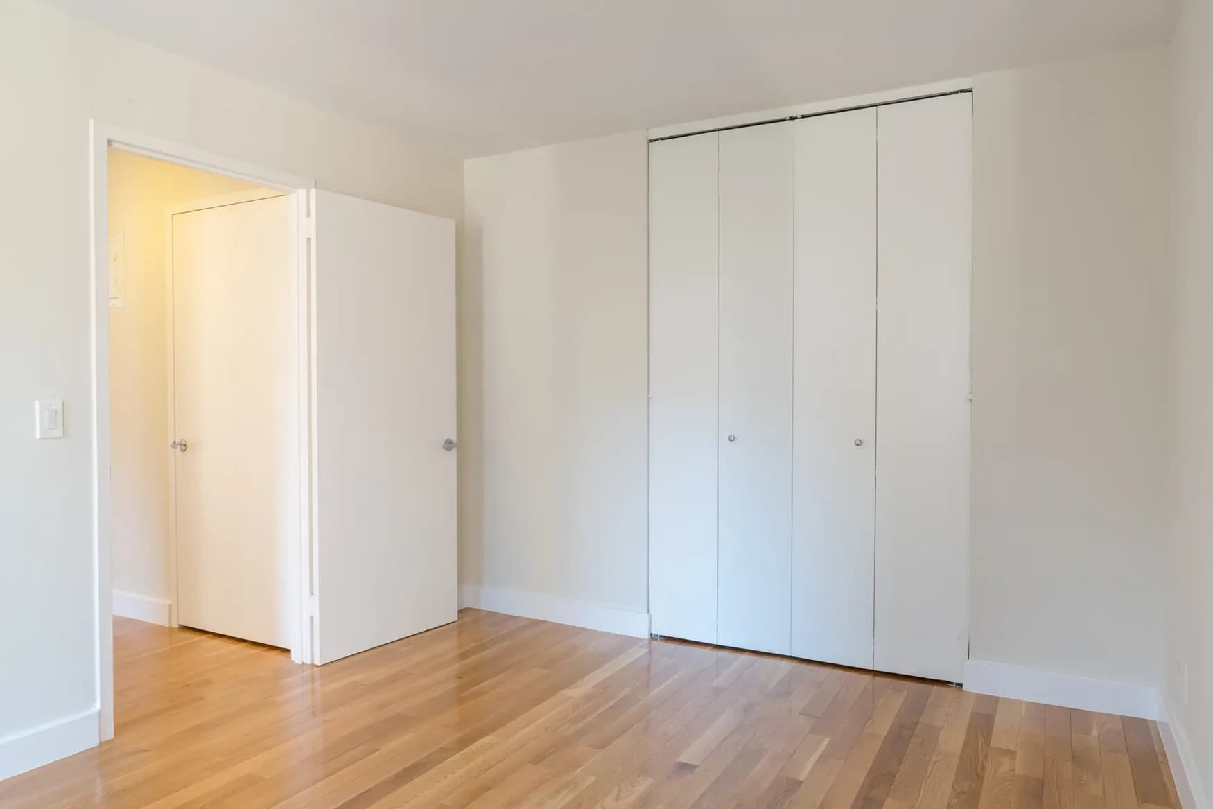The Ritz Plaza 235 West 48 Street #016C, Manhattan, NY 10019 apartment_bedroom_room 1