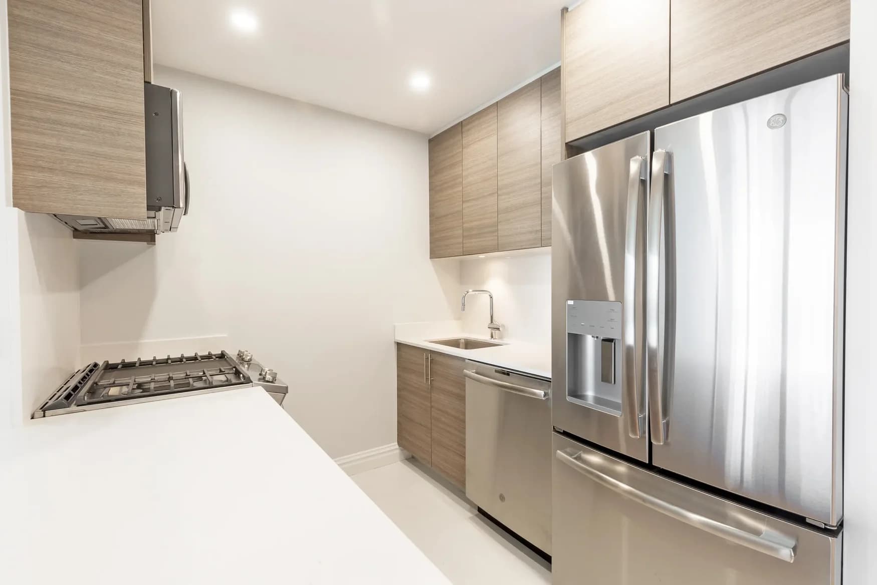 The Ritz Plaza 235 West 48 Street #020F, Manhattan, NY 10019 apartment_kitchen 1