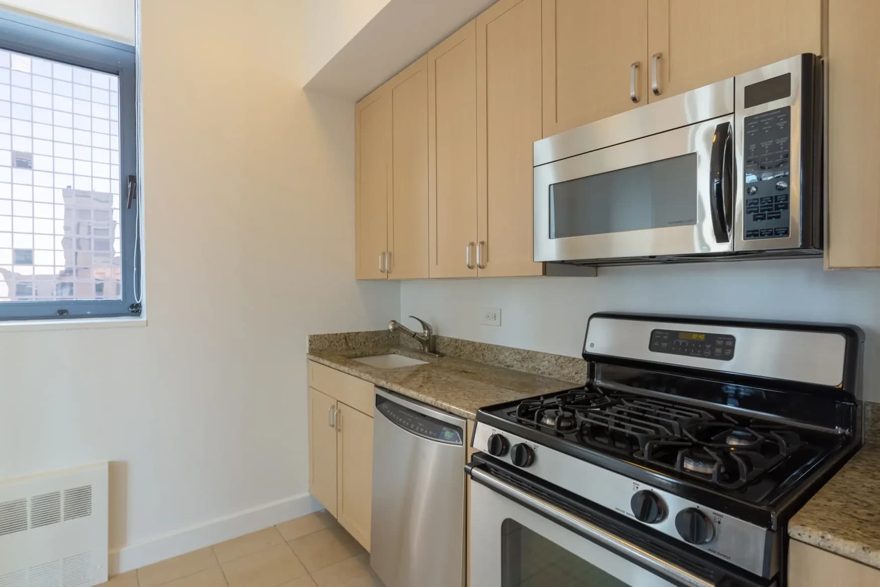 The Ritz Plaza 235 West 48 Street #040B, Manhattan, NY 10019 apartment_kitchen 1