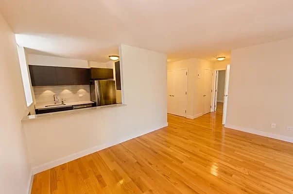 235 West 48 Street #12C, Manhattan, NY 10019
