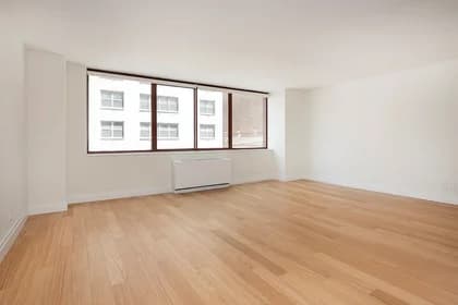 260 West 52 Street #16D, Manhattan, NY 10019