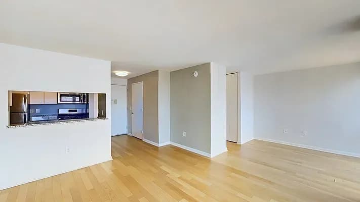 260 West 52 Street #20E, Manhattan, NY 10019