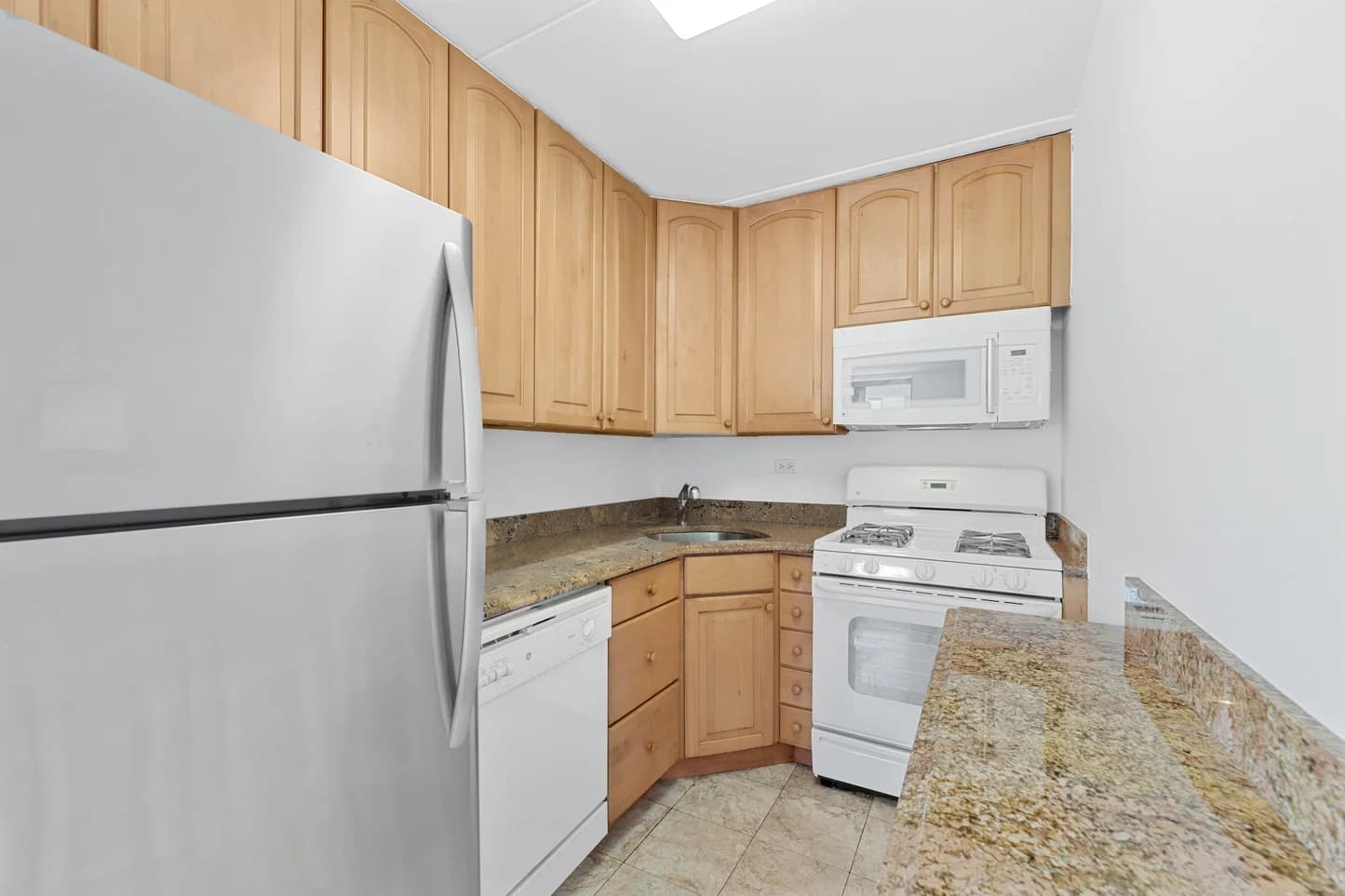300 Cathedral Pkwy #5H, Manhattan, NY 10025 apartment_kitchen 1