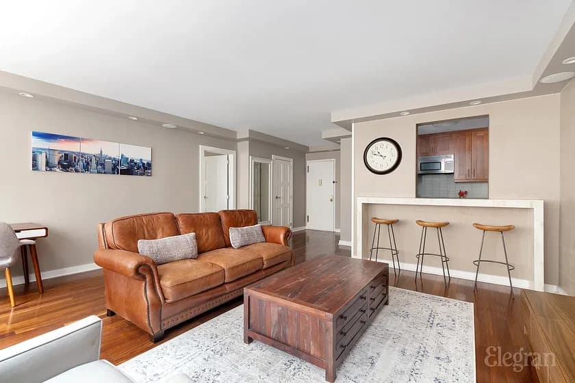 116 Central Park South #4-B, Manhattan, NY 10019 apartment_living_room 1