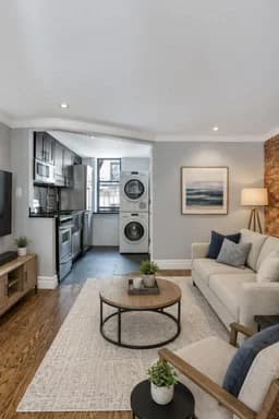 218 Avenue A #3RN, Manhattan, NY 10009