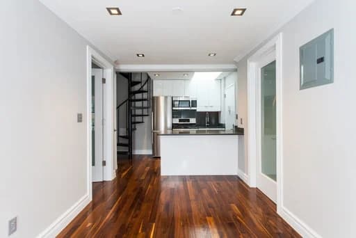 218 Avenue A #4FW, Manhattan, NY 10009