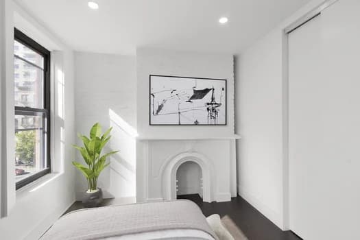 247 East 10 Street #5, Manhattan, NY 10009