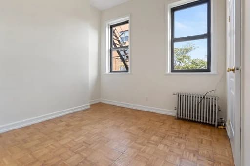 61 E 3 St #18, Manhattan, NY 10003