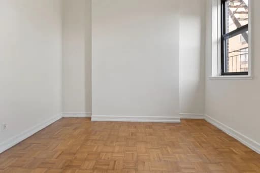 61 E 3 St #18, Manhattan, NY 10003