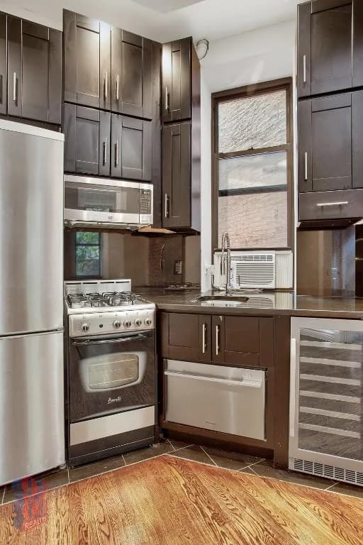 246 Mott Street #7, Manhattan, NY 10012 apartment_kitchen 1