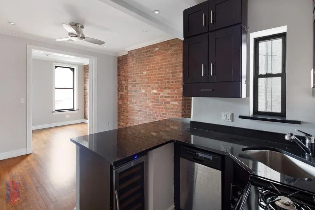 248 Mott St #17, Manhattan, NY 10012 apartment_kitchen 1