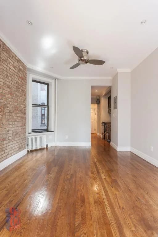250 Mott Street #12, Manhattan, NY 10012 apartment_living_room 1