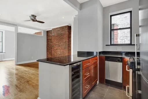 252 Mott Street #3R, Manhattan, NY 10012