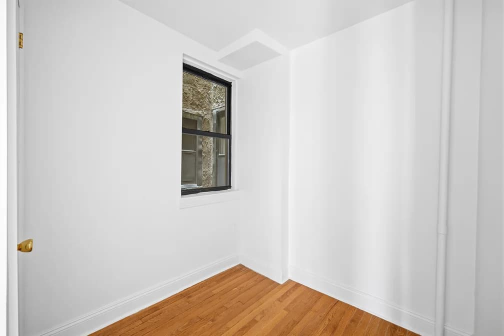 18 Cornelia St #1, Manhattan, NY 10014