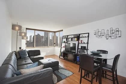 350 W 50 St #19-D, Manhattan, NY 10019