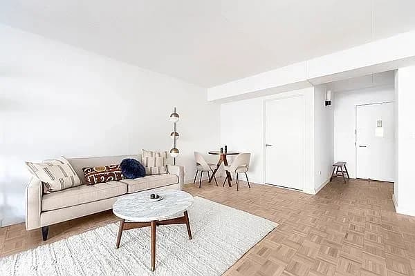 200 East 87 Street #10F, Manhattan, NY 10028