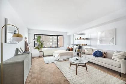 200 East 87 Street #11L, Manhattan, NY 10028