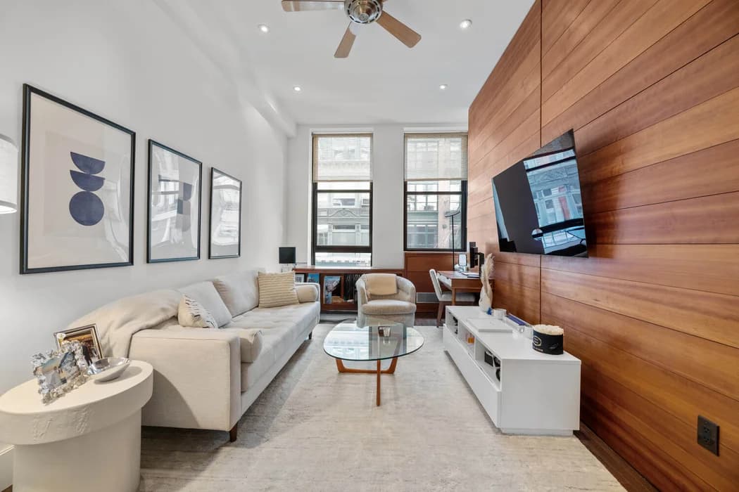 35 East 10 Street #2B, Manhattan, NY 10003 apartment_living_room 1