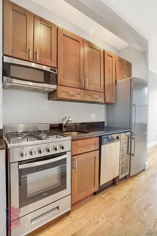51 Leroy Street #3A, Manhattan, NY 10014 apartment_kitchen 1