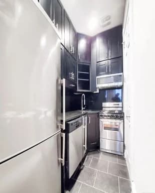 53 Leroy Street #1D, Manhattan, NY 10014