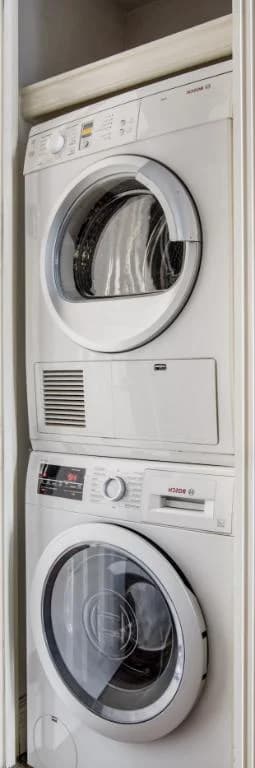 53 Leroy Street #5D, Manhattan, NY 10014 apartment_washer_dryer 1