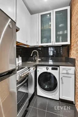 220 West 15 Street #2A, Manhattan, NY 10011