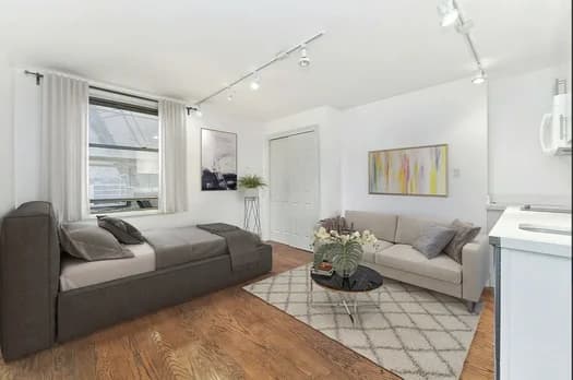 224 West 13 Street #2R, Manhattan, NY 10011