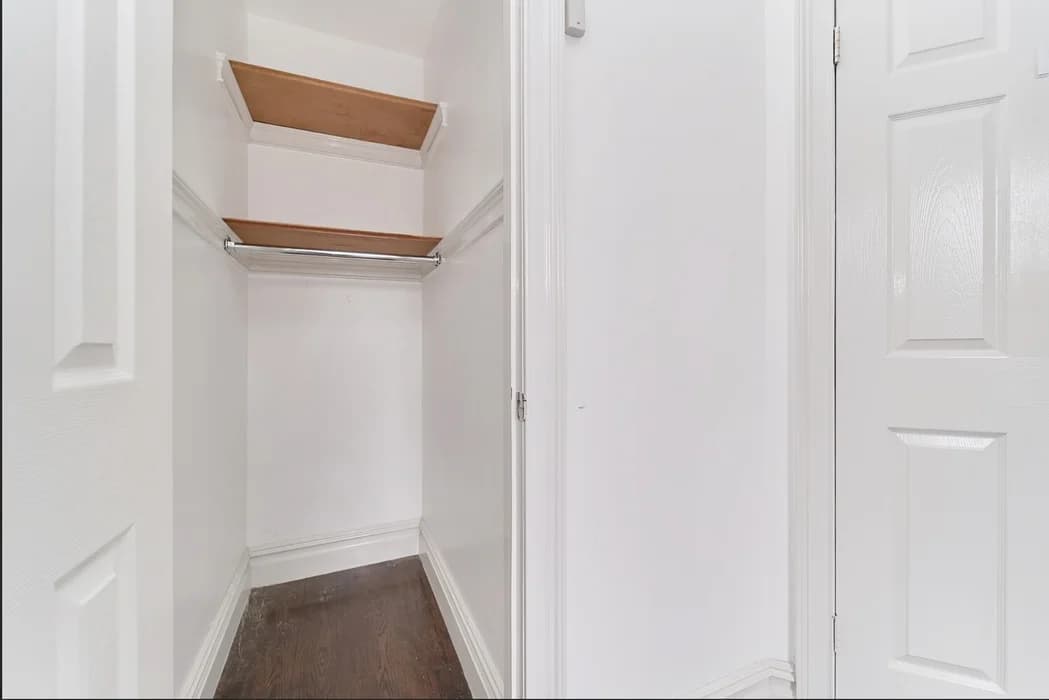 224 West 13 Street #4R, Manhattan, NY 10011 apartment_closet 1