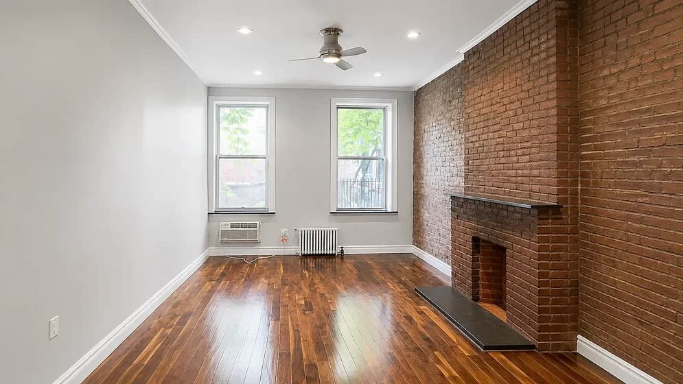566 Hudson Street #4, Manhattan, NY 10014 apartment_living_room 1
