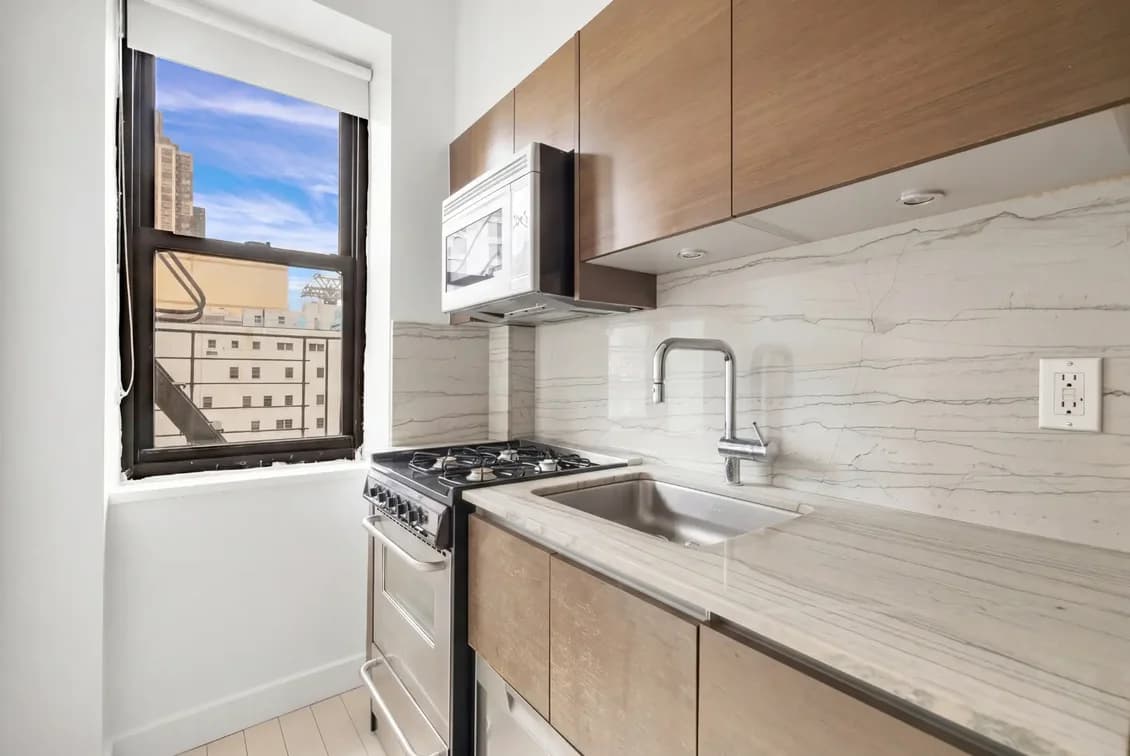 252 East 61 Street #S-05D, Manhattan, NY 10065 apartment_kitchen 1