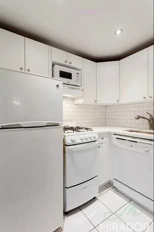 1560 York Avenue #4B, Manhattan, NY 10028