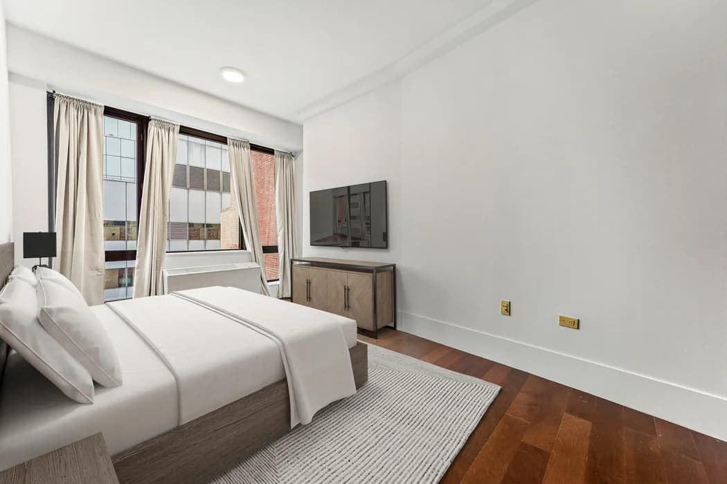 40 Broad Street #24DD, Manhattan, NY 10004 apartment_bedroom_room 1