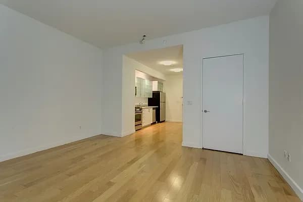 37 Wall Street #12L, Manhattan, NY 10005