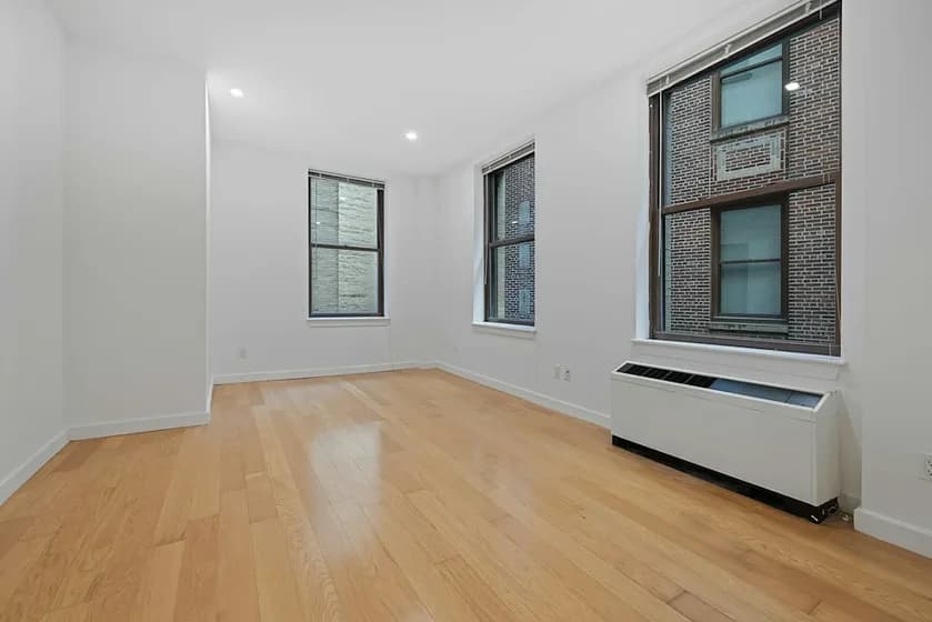 37 Wall Street #3H, Manhattan, NY 10005 apartment_living_room 1