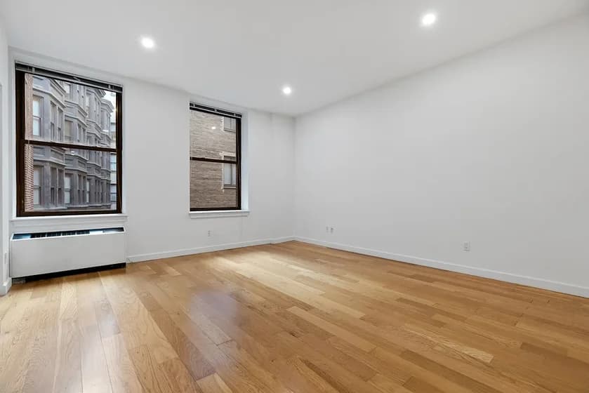 37 Wall Street #3K, Manhattan, NY 10005 apartment_living_room 1