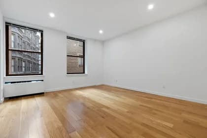 37 Wall Street #3K, Manhattan, NY 10005