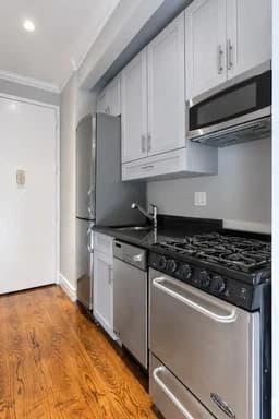 202 East 13 Street #3H, Manhattan, NY 10003